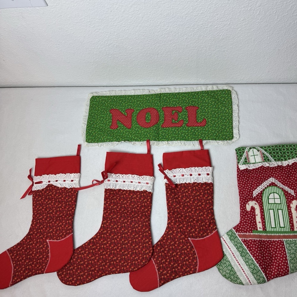Lot Of 4 Vintage Handmade Stockings And Wall Hanging Noel Red Green Ditsy Floral